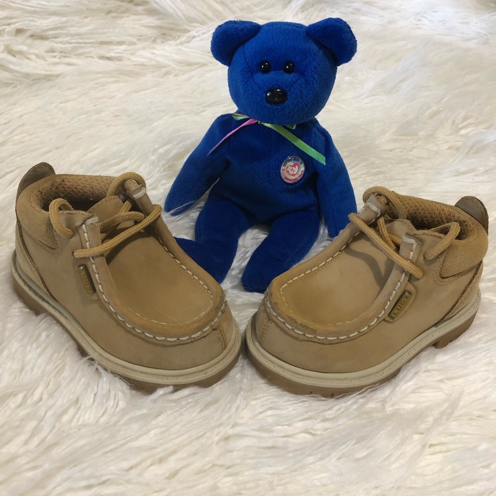 Lugz kids shoes size 5